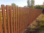 Забор из евроштакетника в городском посёлке Мга