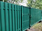 Забор из евроштакетника в городском посёлке Рощино