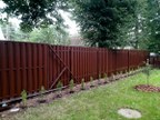 Забор из евроштакетника в городском посёлке Вырица