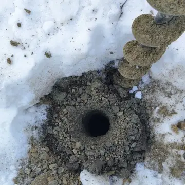 Пробная лунка на замере в посёлке Зеленая Роща — фото 1