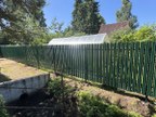 Забор из евроштакетника в городском посёлке Рощино