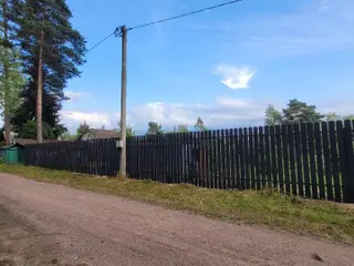 Забор из штакетник типа заборы из штакетника высотой 2 м, установлен в Выборг (фотоотзыв клиента) — фото 1 (3 из 5)