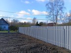 Забор из евроштакетника в посёлке Мыза-Ивановка