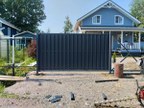 Забор из евроштакетника в городском посёлке Рощино