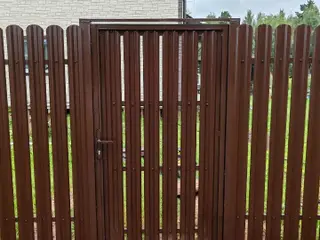 Забор из штакетник типа заборы из штакетника, установлен в галично (фотоотзыв клиента) — фото 1 (2 из 6)
