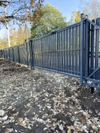 Забор из евроштакетника в посёлке Яковлево