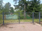 Забор из сетки рабицы в деревне Борисова Грива