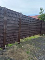 Забор из евроштакетника в деревне Телези